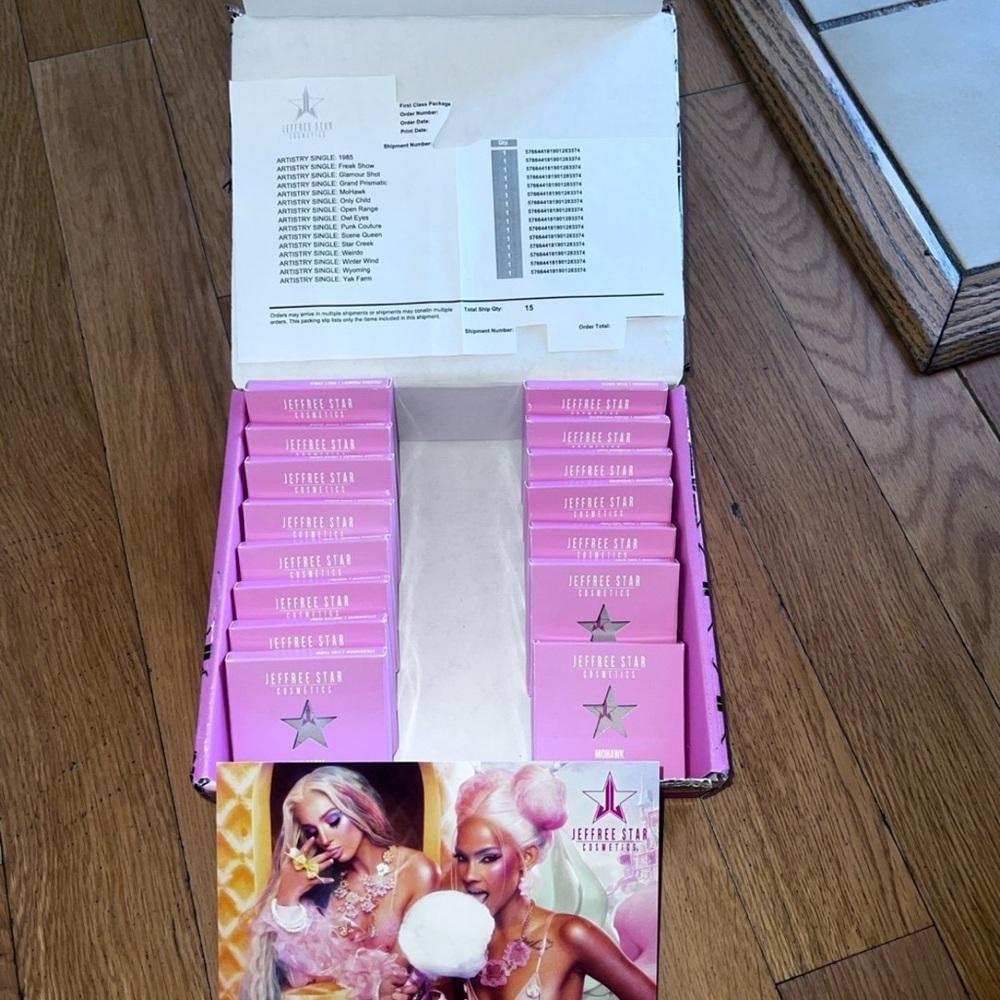 Jeffree star pink empty boxes and 15 empty shadow cases/boxes